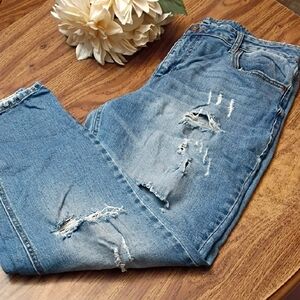 🩷Distressed Maurices Mid-Rise  Blue Jeans Size 16